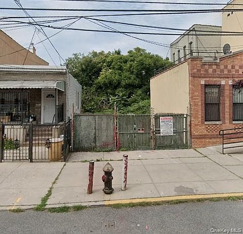 1st image of 764 Shepherd Avenue