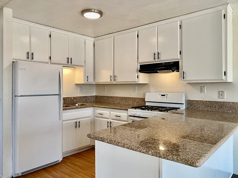 8965 Switzer Dr #10 — Photo 8
