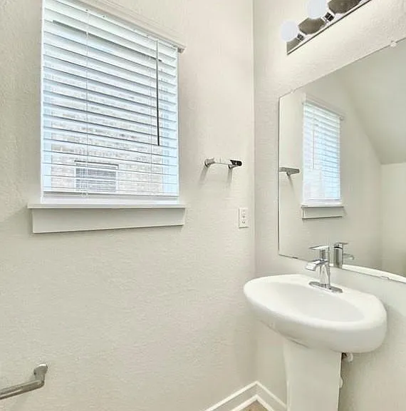 1837 Bonham Ln — Photo 14