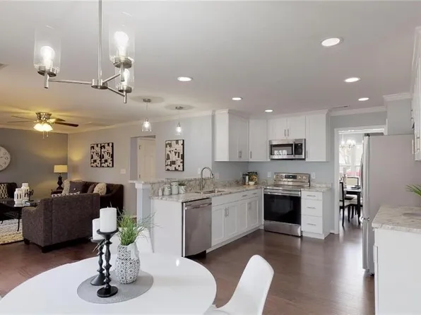 23 Bexley Ln, Hampton, VA 23666