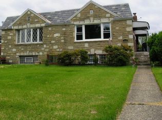 7729 Dungan Rd, Philadelphia, PA 19111