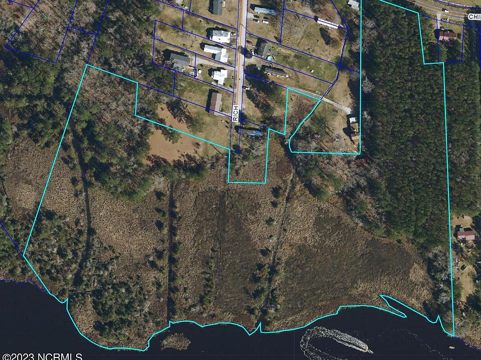 1st image of 220 Chinchilla Drive