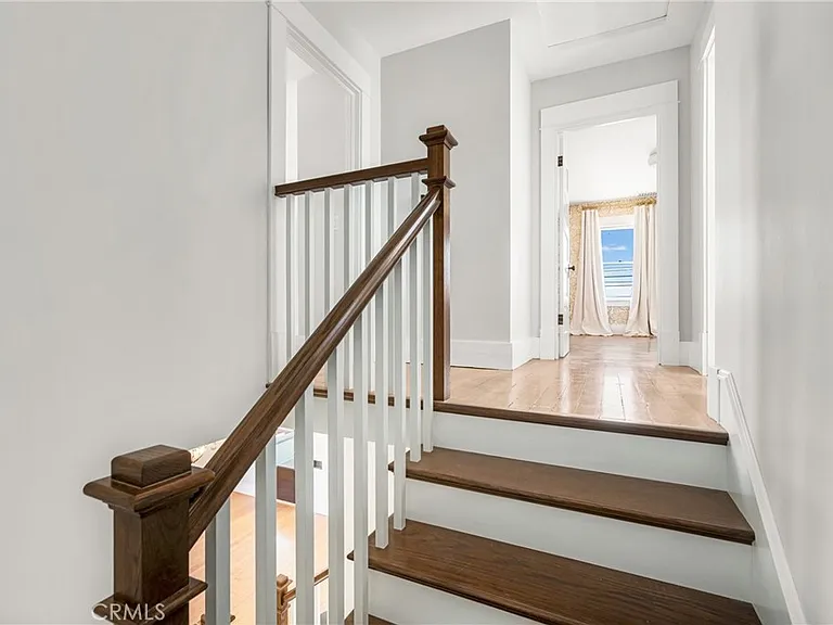 390 N Cambridge St — Photo 32