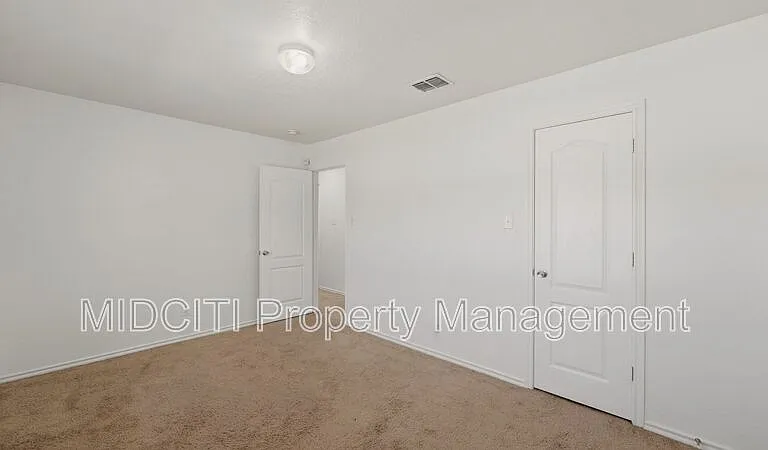 3248 Northwest Blvd — Photo 20