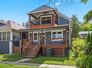 825 Ellrose Ave, Windsor, ON N8Y 3W6