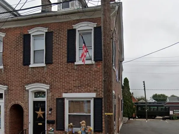 26 S Chestnut St, Boyertown, PA 19512