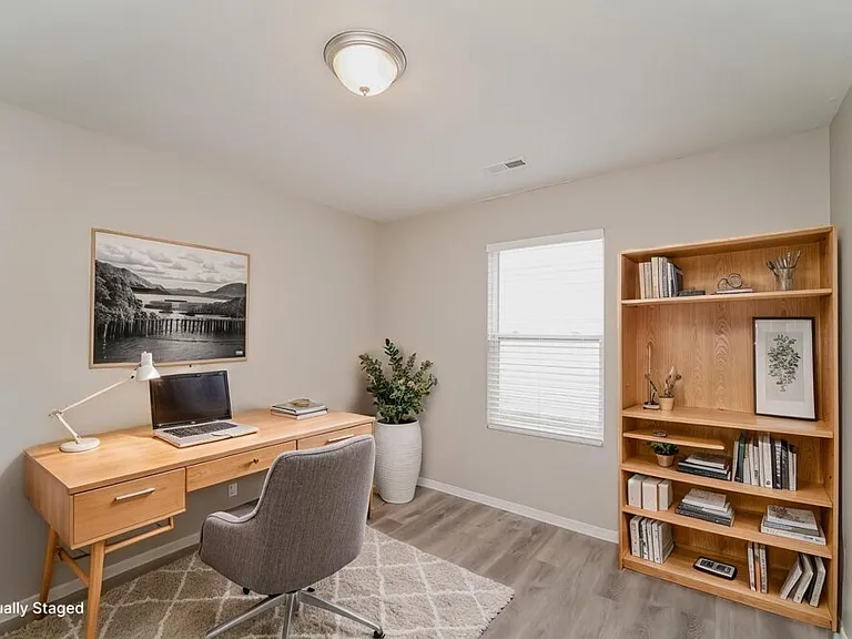 5221 Valcourt Rd — Photo 15