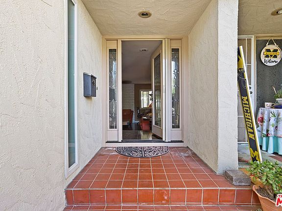 2nd image of 30739 Calle Resplendor