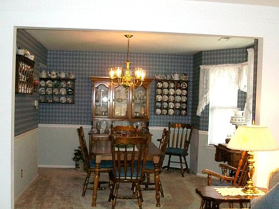 Dimning Room