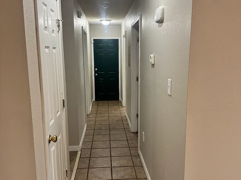 8436 S Carolina Ave — Photo 5