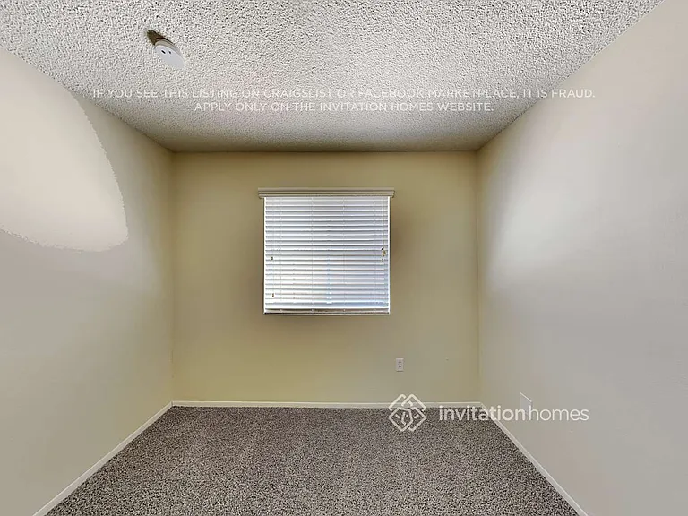 7115 W North Ln — Photo 16