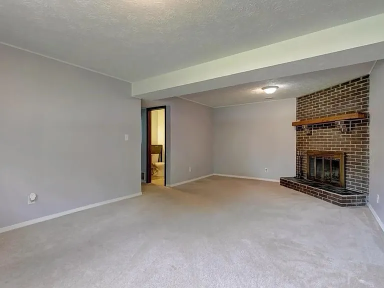 3405 N Stoneycrest Rd — Photo 15