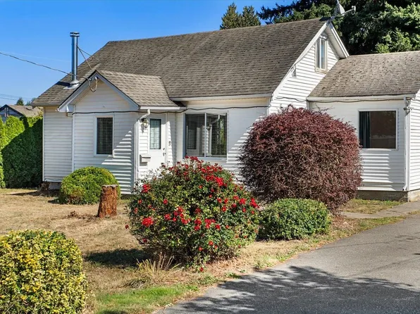 9260 McNaught Rd, Chilliwack, BC V2P 6E6