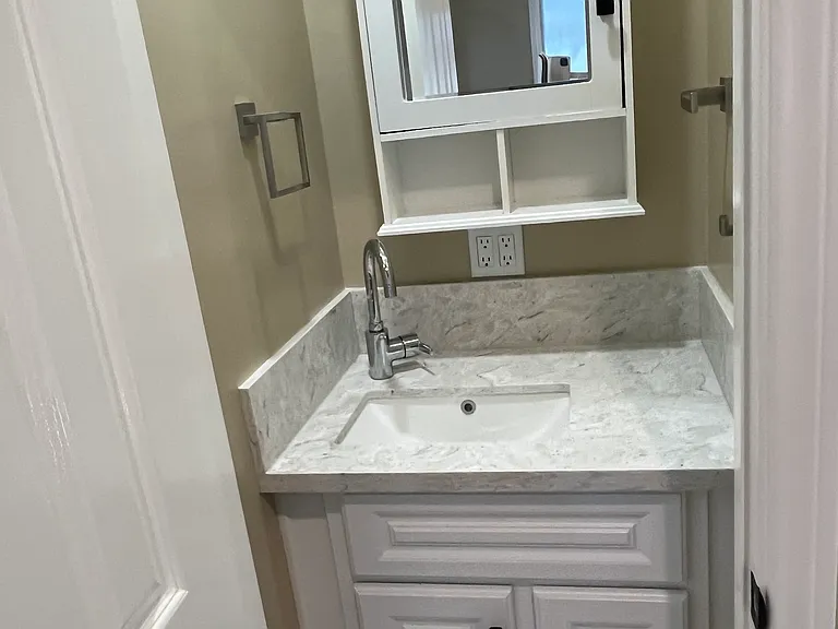 New vanity sink
