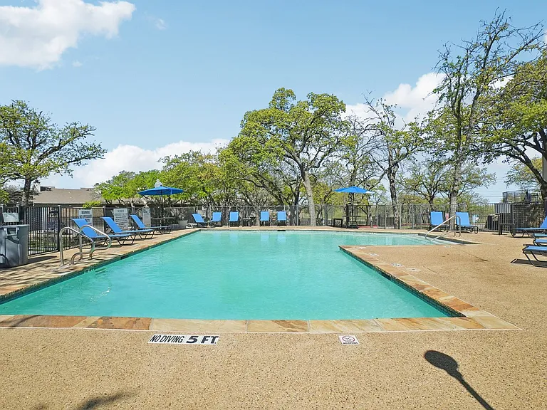 Don't Miss Out Biltmore Homes Leasing Fast — Photo 131