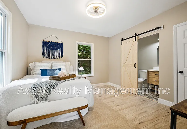 104 Overbrook Dr — Photo 13