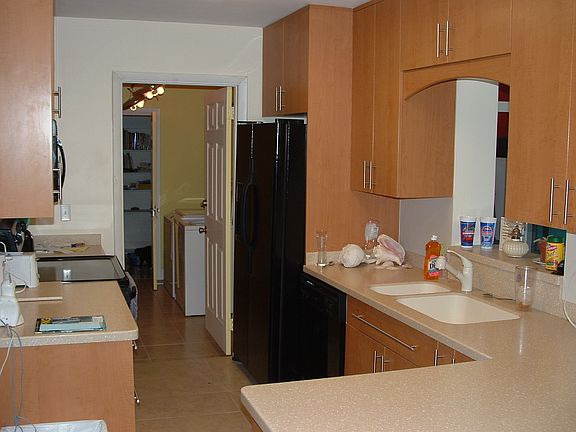 3rd image of 6804 Rosewood Ct