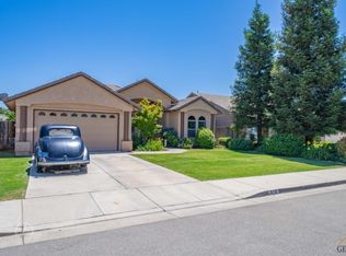 515 Shady Meadow Ct, Bakersfield, CA 93308