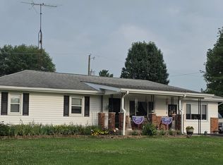 205 S Elizabeth St, Westport, IN 47283