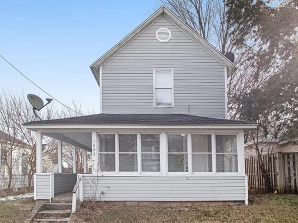 1206 S 29th St, South Bend, IN 46615