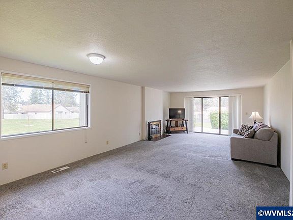 5th image of 6680 Continental Cir SE