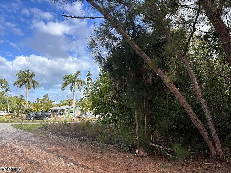 1st image of 7342 Sundiet Blvd