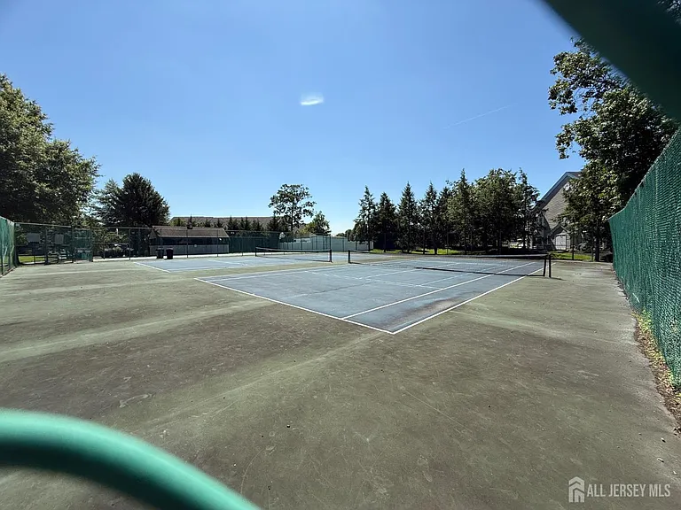 207 Darwin Ln — Photo 26