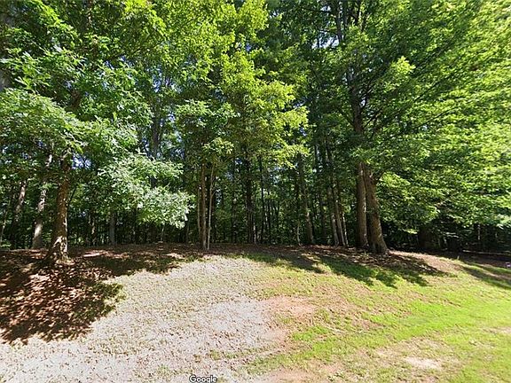 2nd image of 225 Forest Meadow Ln
