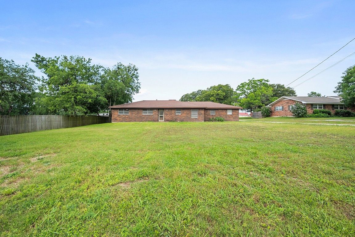 108 Dyck, Riesel, TX 76682 Zillow