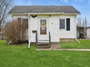 410 Cottage St NW, Shellsburg, IA 52332