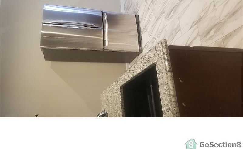 1st image of 506 Woodbourne Ave