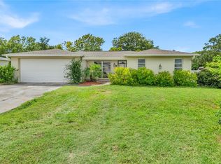 10215 Cherry Creek Ln, Port Richey, FL 34668