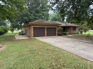 1714 Meadowlark Dr, Union City, TN 38261