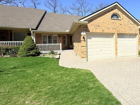 1331 Commissioners Rd W #7, London, ON N6K 1E2