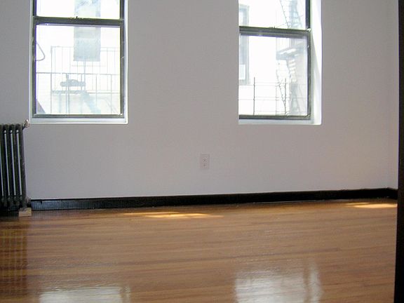 4th image of 320 Lincoln Pl APT 3B