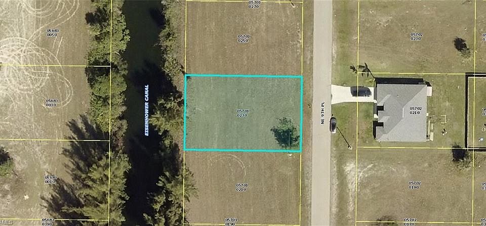 1st image of 3908 NE 9th Pl