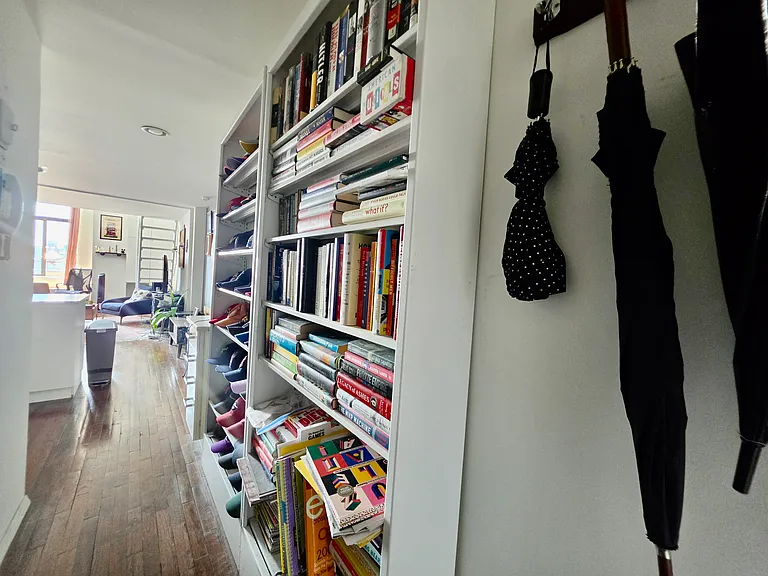 310 E 23rd St #12C — Photo 8