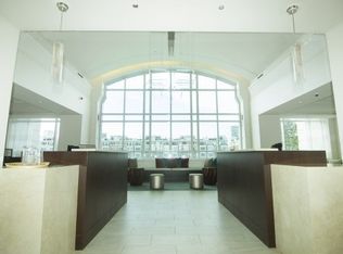 100 Harborview Dr PH 1D, Baltimore, MD 21230