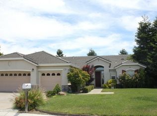 1165 Wild Oak Dr, Hollister, CA 95023