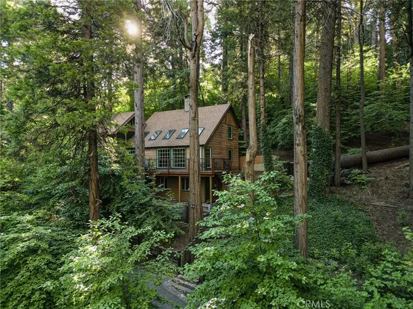 667 Dogwood Canyon Rd, Blue Jay, CA 92317