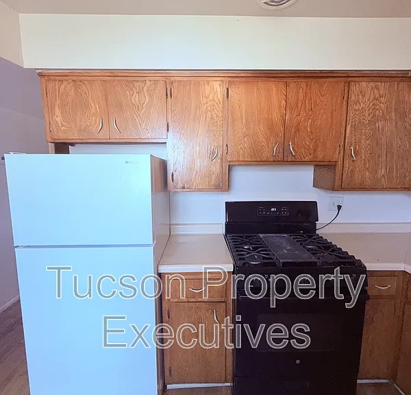 8914 S Nogales Hwy — Photo 4