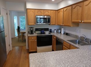 89 Strathmore Ln UNIT 89, Westport, CT 06880