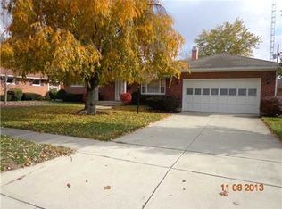 5046 Stoneridge Dr, Springfield, OH 45503