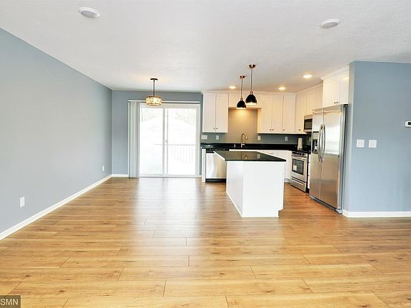 3rd image of 2527 Shryer Ave E