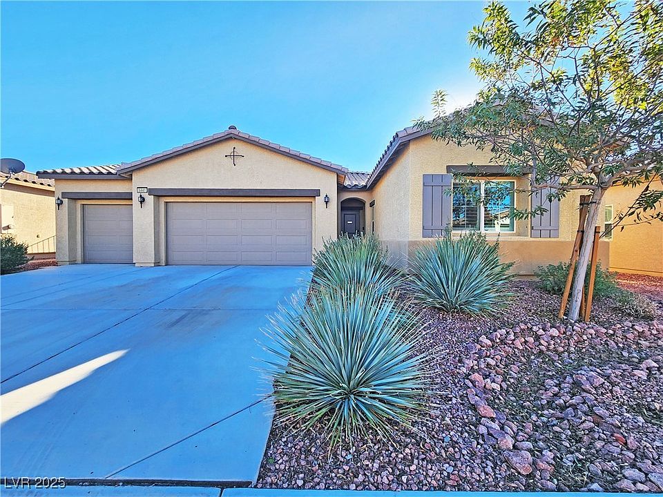 1st image of 5441 E La Campana Dr