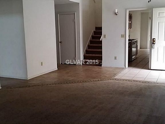 3rd image of 6953 Jasmine Creek Way