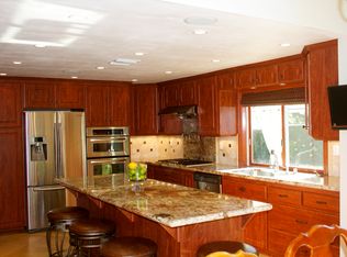 7 Ensueno W, Irvine, CA 92620