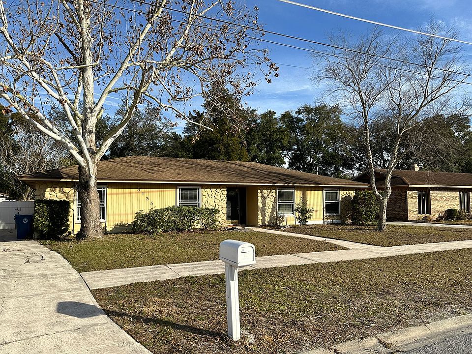 1st image of 3135 Sabal Palm Dr