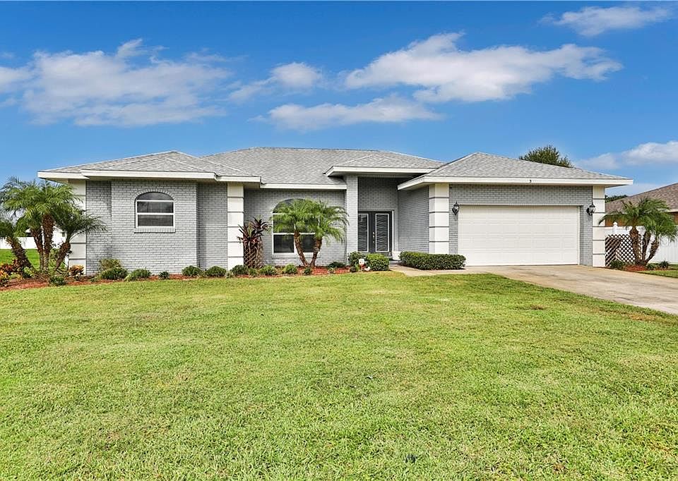 1st image of 3 Cricket Ln