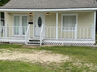 503 W McClellan St, Ponchatoula, LA 70454